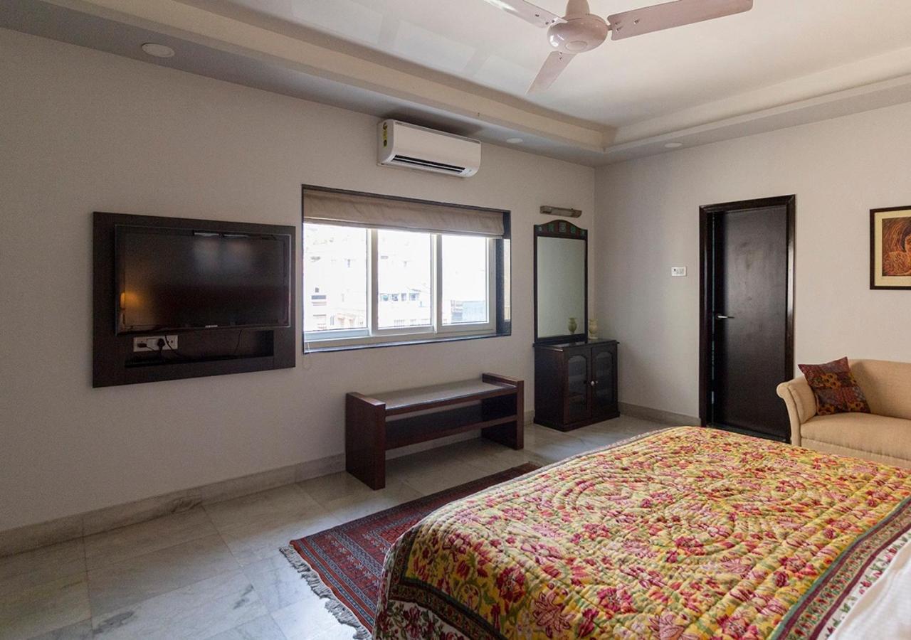 Neelam Bed & Breakfast Kalküta Dış mekan fotoğraf