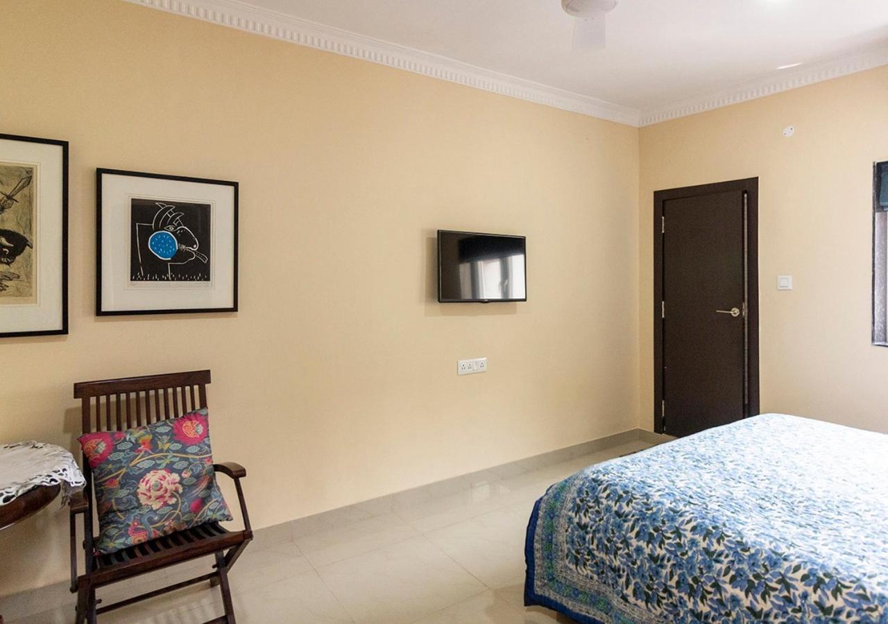 Neelam Bed & Breakfast Kalküta Dış mekan fotoğraf