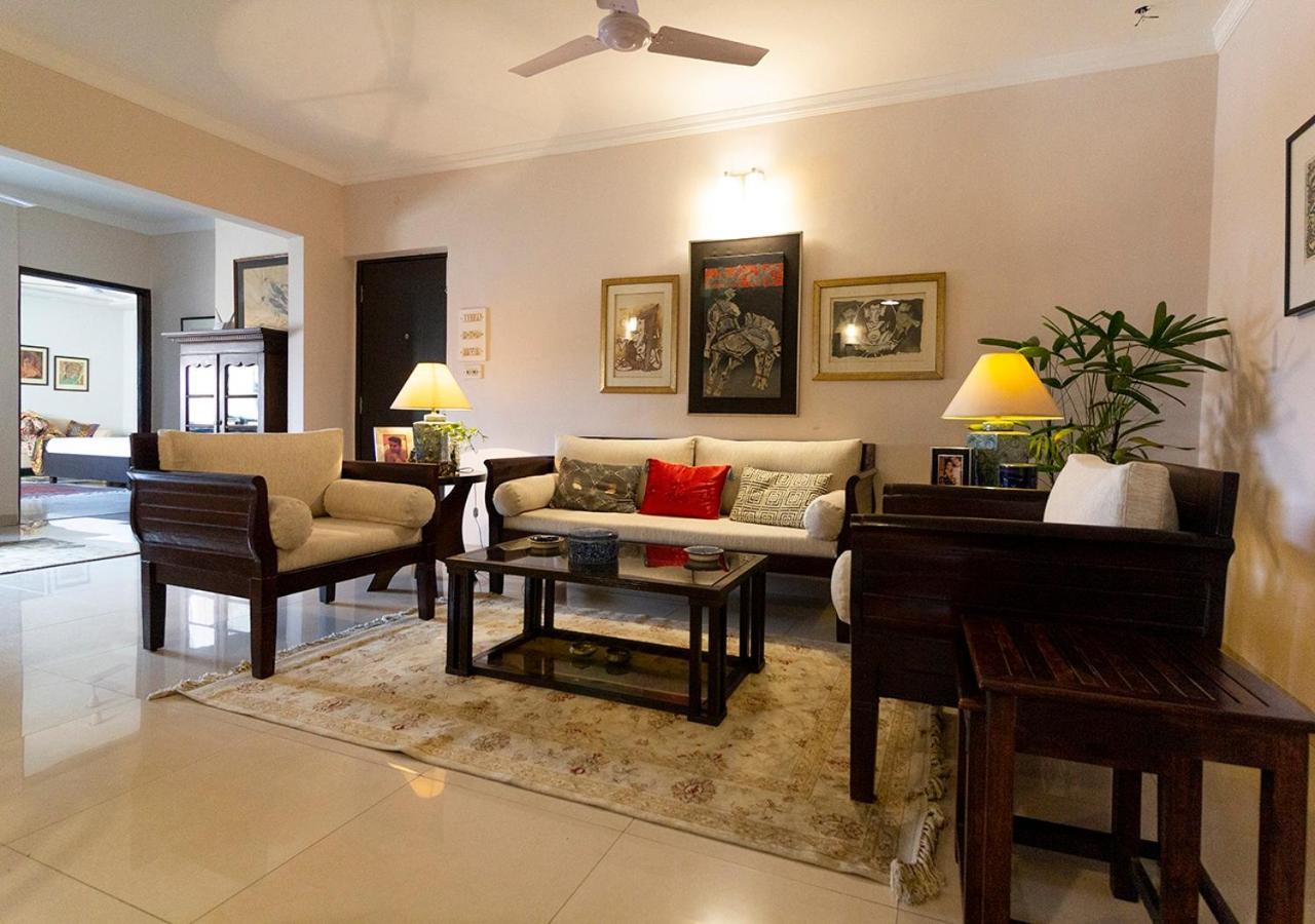 Neelam Bed & Breakfast Kalküta Dış mekan fotoğraf