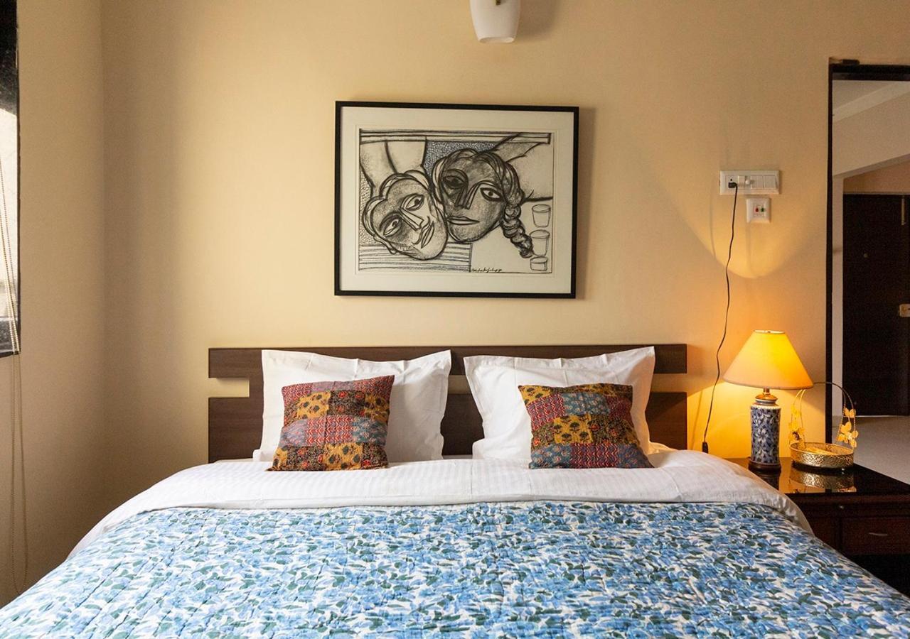 Neelam Bed & Breakfast Kalküta Dış mekan fotoğraf